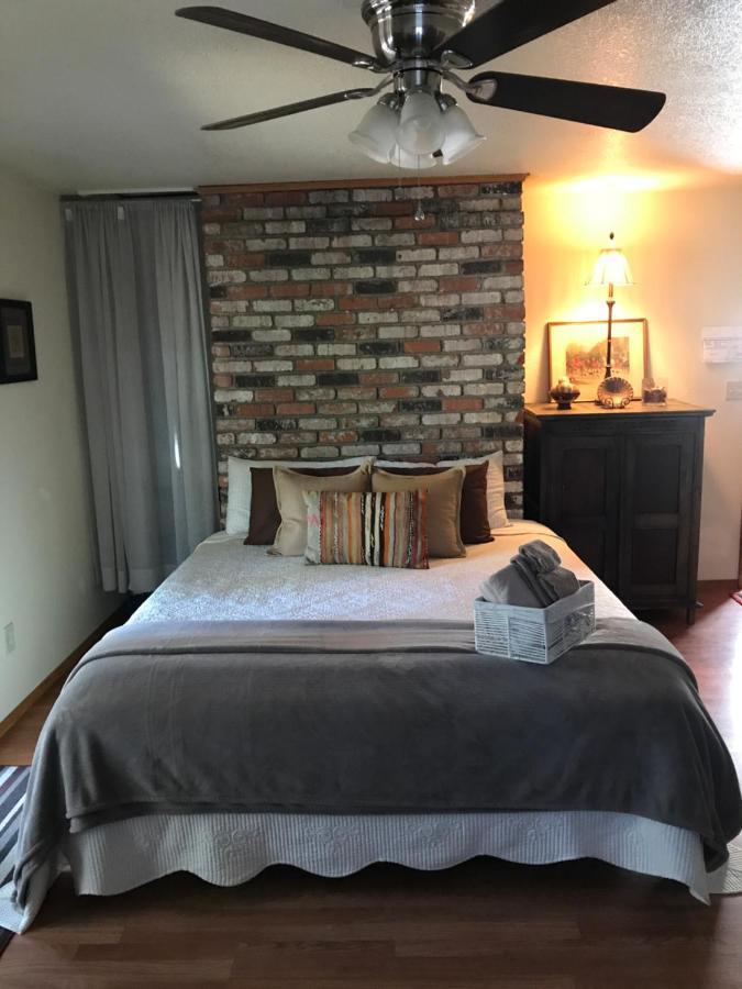 The Red Rooster Lodge Coulterville Camera foto