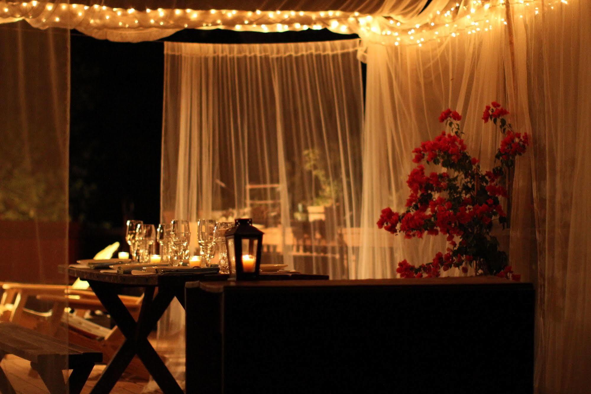 The Red Rooster Lodge Coulterville Esterno foto